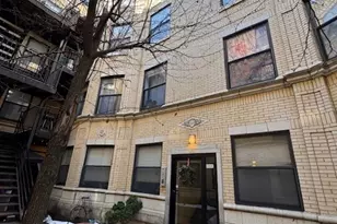 6414 N Hoyne Ave, Chicago, IL 60645 - Photo 1