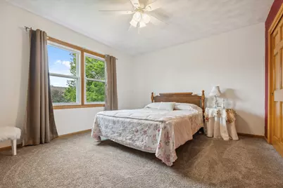 307 Shelden Drive, Winnebago, IL 61088 - Photo 16