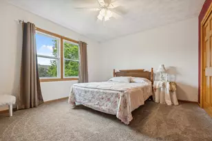 307 Shelden Dr, Winnebago, IL 61088 - Photo 16