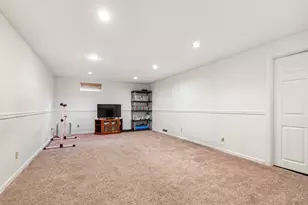 307 Shelden Dr, Winnebago, IL 61088 - Photo 20