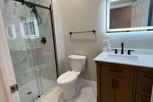 501 W 60th Pl, Chicago, IL 60621 - Photo 10