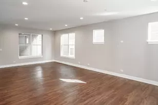 2 E Slade St, Palatine, IL 60067 - Photo 8