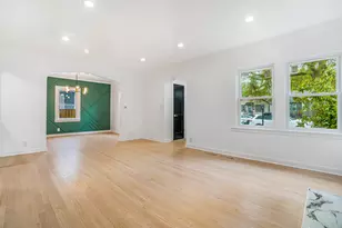 9602 S Troy Ave, Evergreen Park, IL 60805 - Photo 6