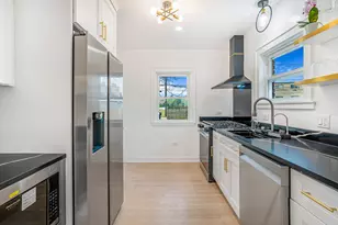 9602 S Troy Ave, Evergreen Park, IL 60805 - Photo 18