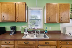 323 Tay St, Rockford, IL 61102 - Photo 18