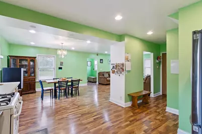 323 Tay Street, Rockford, IL 61102 - Photo 14