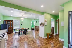 323 Tay St, Rockford, IL 61102 - Photo 14