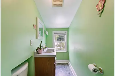 323 Tay Street, Rockford, IL 61102 - Photo 24