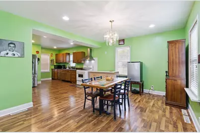 323 Tay Street, Rockford, IL 61102 - Photo 12