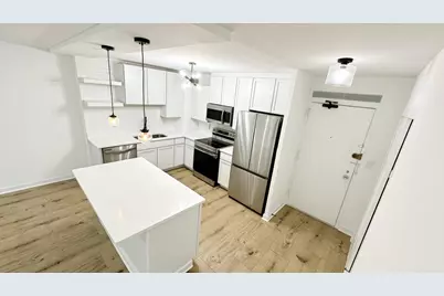 3600 N Lake Shore Drive #707, Chicago, IL 60613 - Photo 2