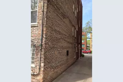 7965 S Phillips Avenue, Chicago, IL 60617 - Photo 10