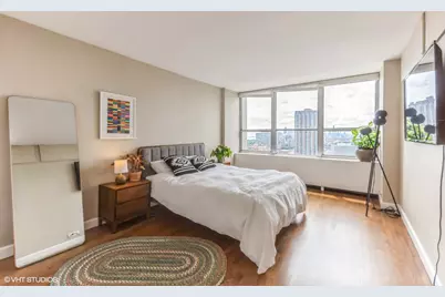 655 W Irving Park Road #2713, Chicago, IL 60613 - Photo 20