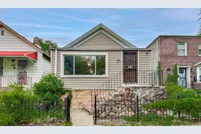 7649 S Dobson Avenue, Chicago, IL 60619 - Photo 2