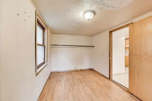 7649 S Dobson Ave, Chicago, IL 60619 - Photo 18