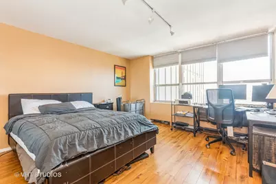 655 W Irving Park Road #4711, Chicago, IL 60613 - Photo 20