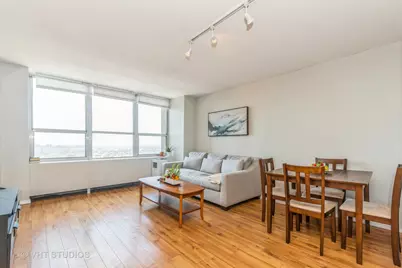 655 W Irving Park Road #4711, Chicago, IL 60613 - Photo 10