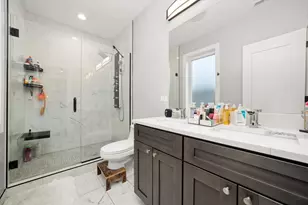 7230 W Belden Ave, Elmwood Park, IL 60707 - Photo 14