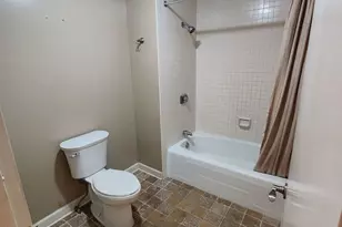 680 N Lake Shore Dr, Chicago, IL 60611 - Photo 16