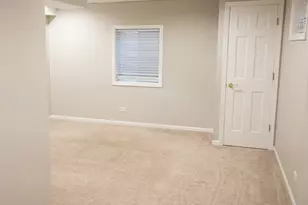 2697 Fox River Ln, Naperville, IL 60565 - Photo 20