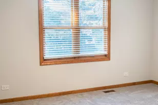 2697 Fox River Ln, Naperville, IL 60565 - Photo 16