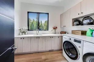 821 Harms Rd, Glenview, IL 60025 - Photo 28