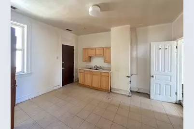 11739 S Indiana Avenue, Chicago, IL 60628 - Photo 4