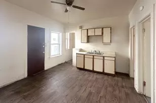 11739 S Indiana Ave, Chicago, IL 60628 - Photo 2