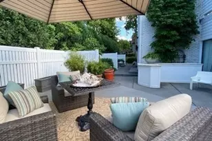 941 Harms Rd, Glenview, IL 60025 - Photo 10