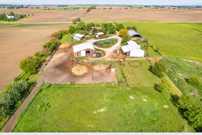 15534 Somonauk Road, Dekalb, IL 60115 - Photo 32