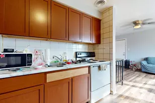 10548 Crown Rd, Franklin Park, IL 60131 - Photo 4