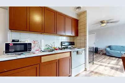 10542 Crown Road, Franklin Park, IL 60131 - Photo 4