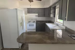 126 N 8th St, Hennepin, IL 61327 - Photo 2