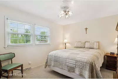 717 Burris Avenue, Lake Bluff, IL 60044 - Photo 10