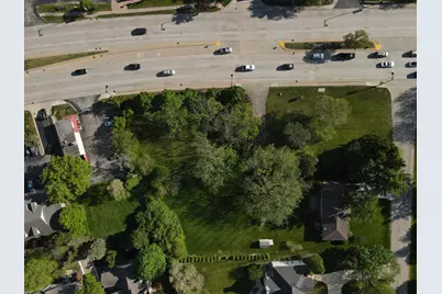 119 W Lake Street, Bloomingdale, IL 60108 - Photo 2