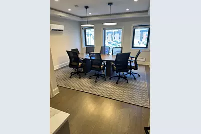 154 W Superior Street, Chicago, IL 60654 - Photo 4