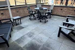 154 W Superior St, Chicago, IL 60654 - Photo 14