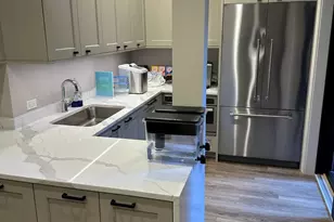 154 W Superior St, Chicago, IL 60654 - Photo 10