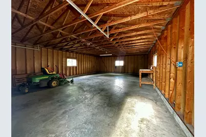 1008 Bloomington Street, Dewitt, IL 61735 - Photo 12