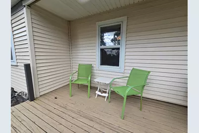 103 W Cherokee Avenue W, Shabbona, IL 60550 - Photo 32