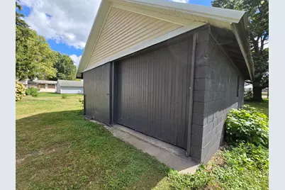 103 W Cherokee Avenue W, Shabbona, IL 60550 - Photo 14