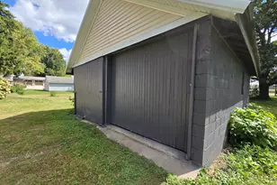 103 W Cherokee Ave W, Shabbona, IL 60550 - Photo 14