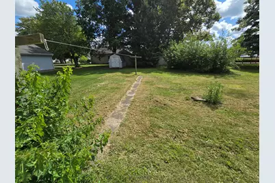 103 W Cherokee Avenue W, Shabbona, IL 60550 - Photo 20