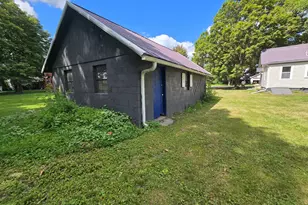 103 W Cherokee Ave W, Shabbona, IL 60550 - Photo 16