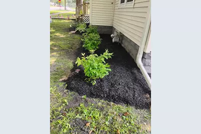 103 W Cherokee Avenue W, Shabbona, IL 60550 - Photo 4