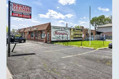 17702 Oak Park Avenue, Tinley Park, IL 60477 - Photo 2