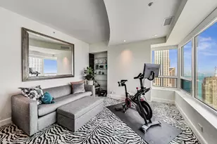 800 N Michigan Ave, Chicago, IL 60611 - Photo 18