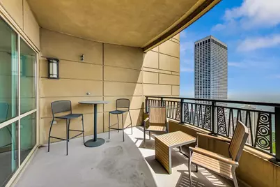 800 N Michigan Avenue #4801, Chicago, IL 60611 - Photo 26