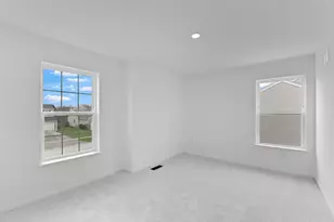 411 Honeysuckle Ln, Yorkville, IL 60560 - Photo 8