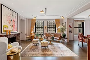 159 E Walton Pl, Chicago, IL 60611 - Photo 2