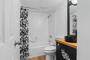 17963 Amherst Ct, Country Club Hills, IL 60478 - Photo 6